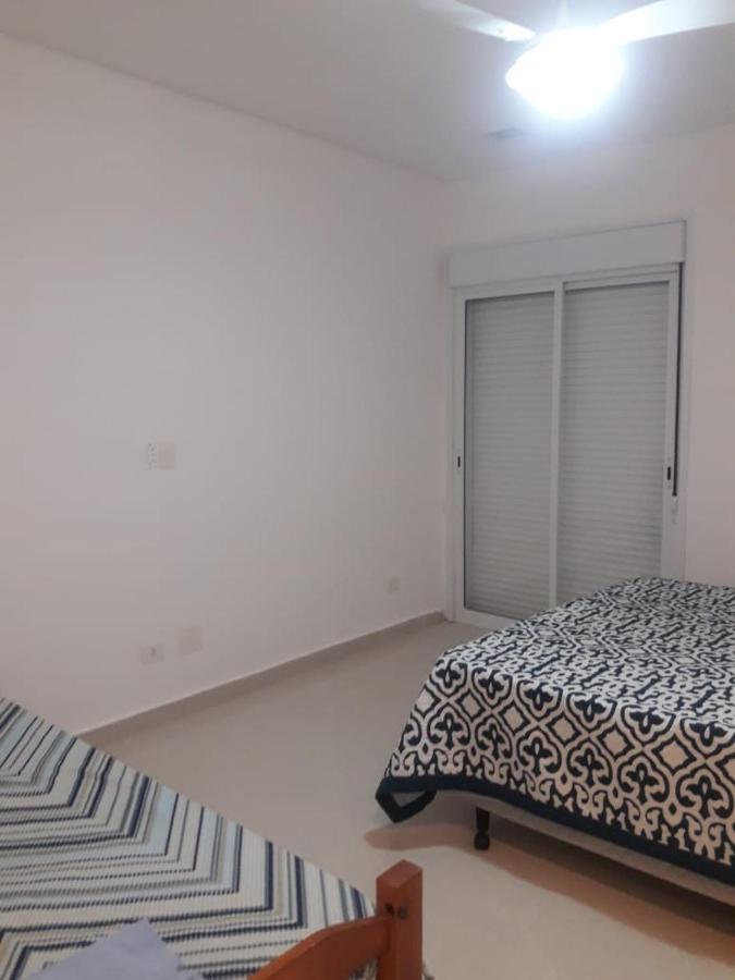 Casa Com Piscina A 150M Da Praia Da Enseada Гуаружа Экстерьер фото